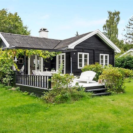 Idyll Summer House In Hornbaek Villa Dış mekan fotoğraf